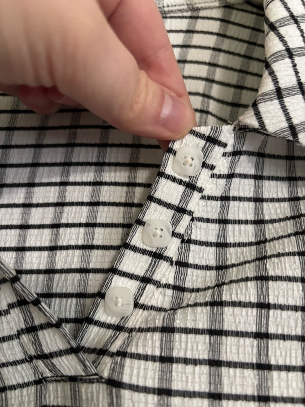Madewell Windowpane Plaid Crinkle Polo Crop Tee - Picture 7 of 9